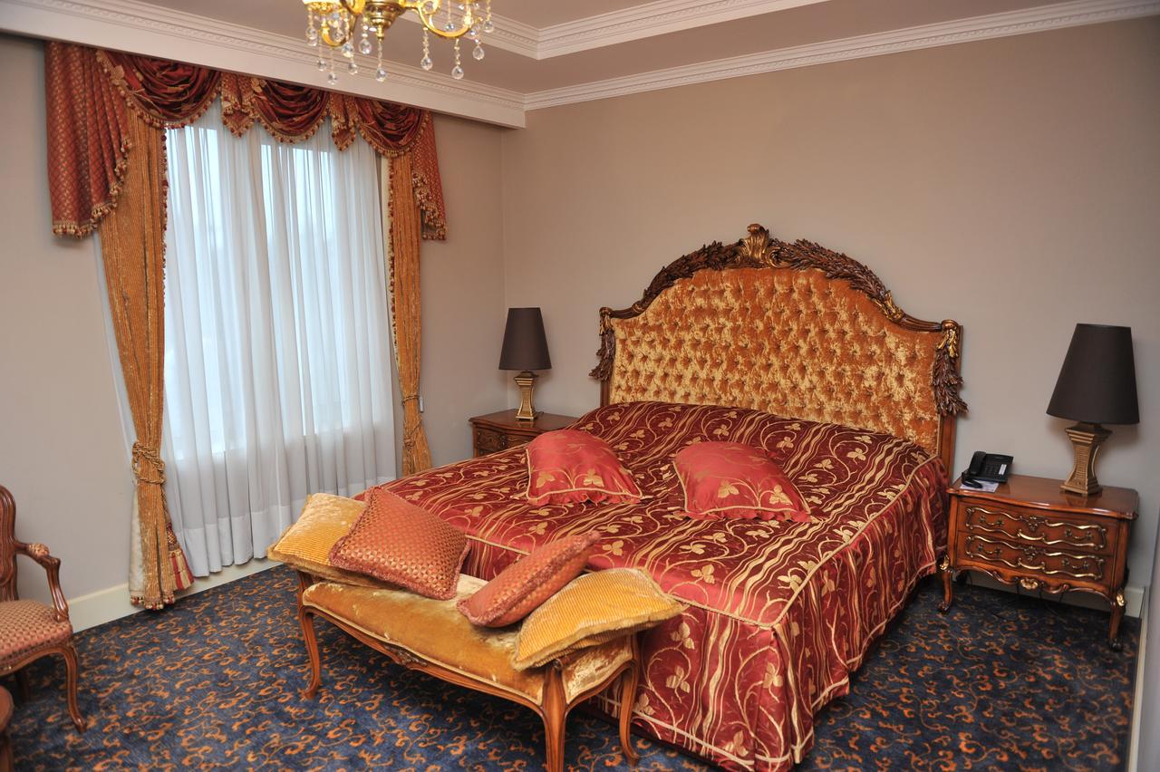 Hotel Intourist Palace Batumi Camera foto